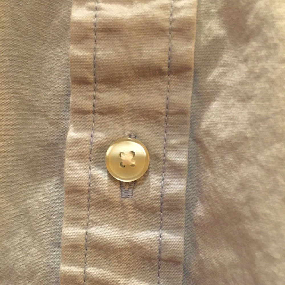 American Eagle 🦅 Button up shirt - Picture 4 of 6